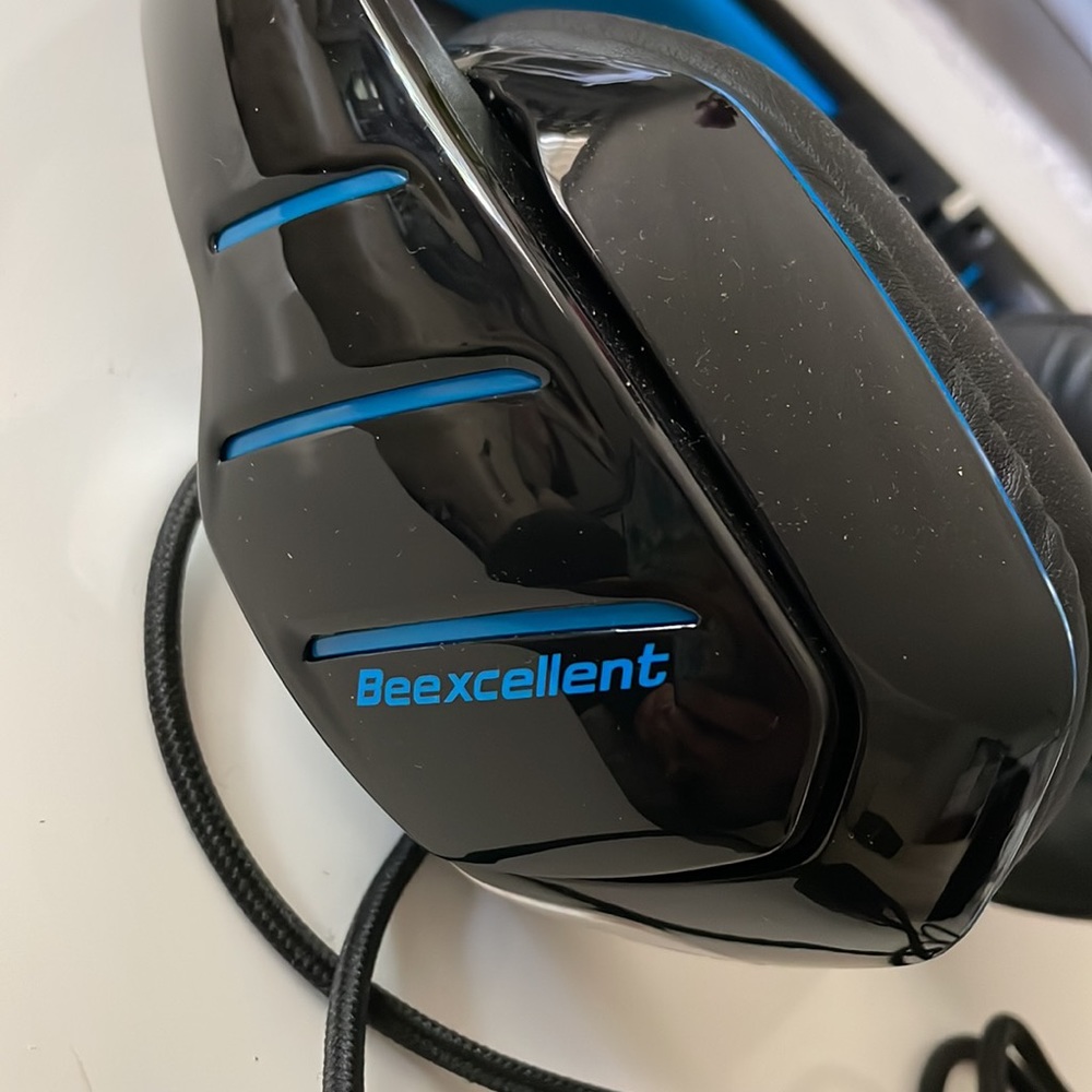 Gaming Headset - Picture 2 of 9